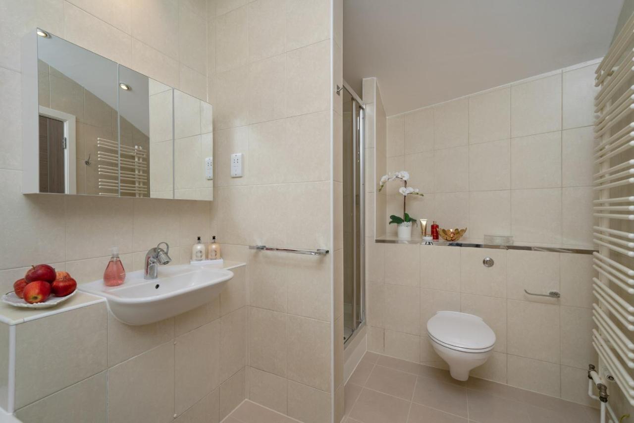 Huge & Central 3 Bedr, 4 Beds, 2,5 Bath Covent Gdn Londra Dış mekan fotoğraf